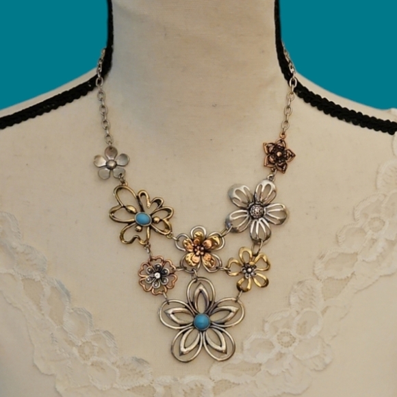 Vintage Mixed Metal Flower Cluster Bib Chain Necklace - Picture 1 of 6
